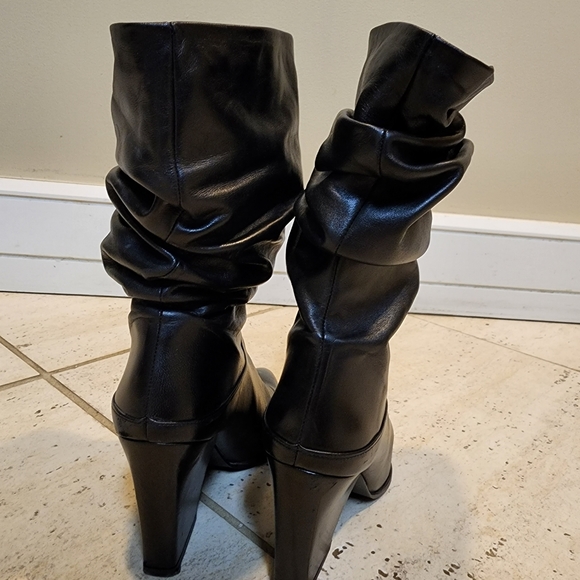 Stuart Weitzman boots - Picture 8 of 9